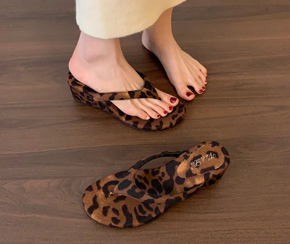 Minimal Chic Wedge Flip-Flops