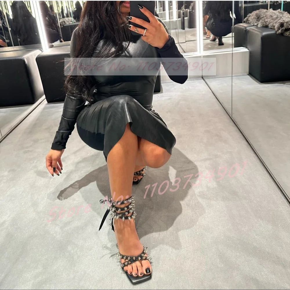 Stuntin' Stiletto Square Toe Heels