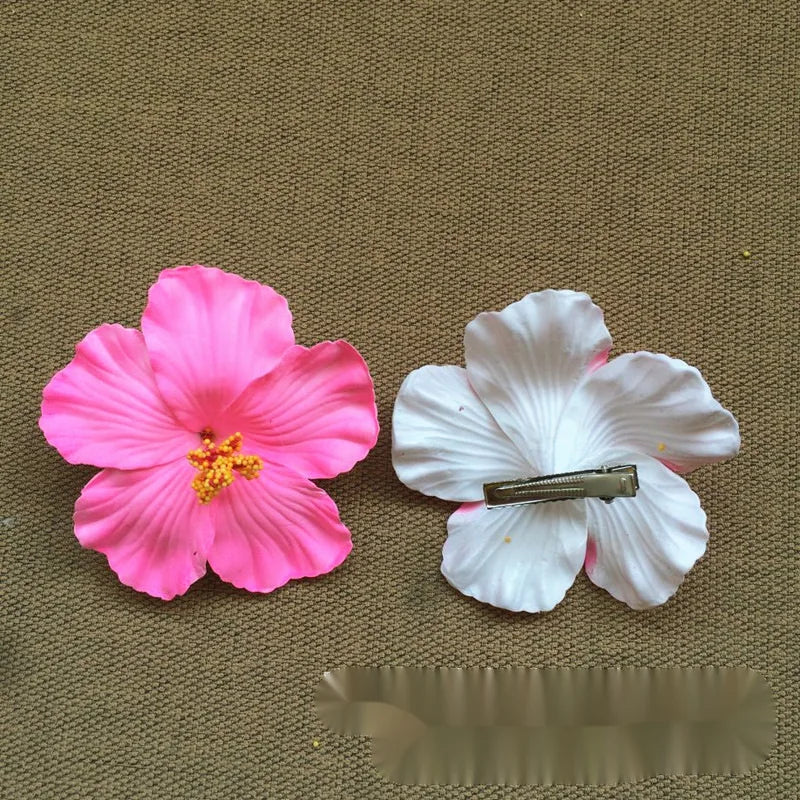 Hibiscus Kiss Hair Clip