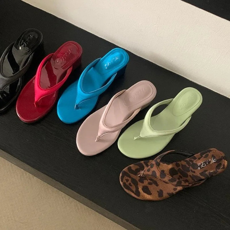 Minimal Chic Wedge Flip-Flops