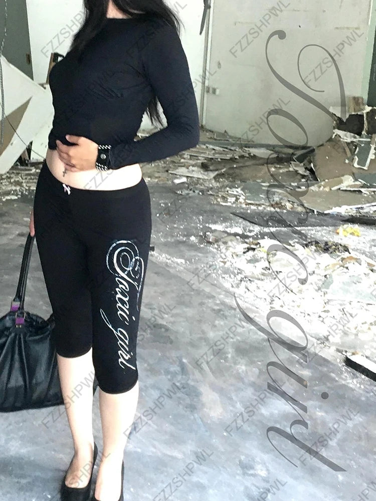 Ribbun Graphic Print Capris